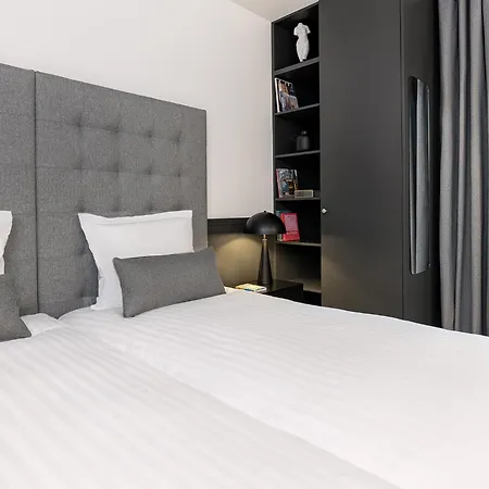 Livinparis - Luxury A/c 3 Bedrooms Opera Iii Apartment Paris